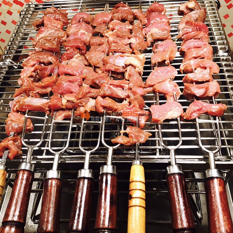除夕，碳烤羊肉串