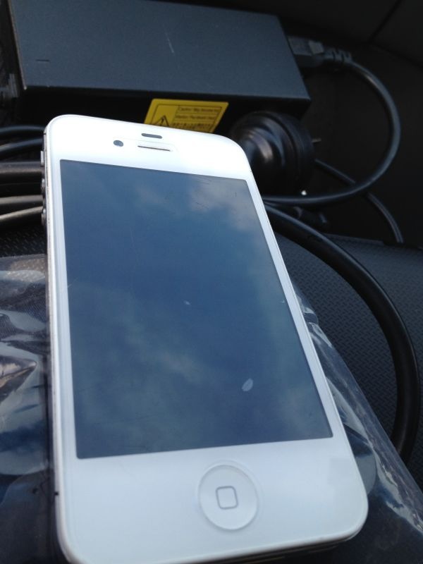 ���� ��ɫIphone 4S 16G unlock ��������