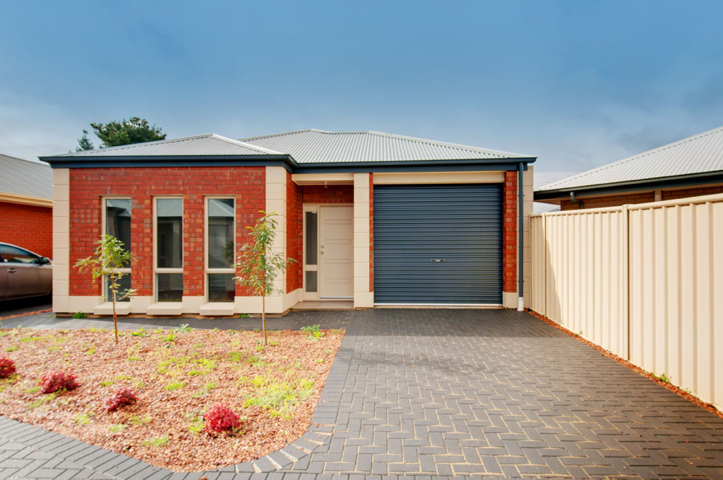 Photo_2_Medium Res JPG 1024px Wide_238311SEEITNOW_61A249AC2.jpg