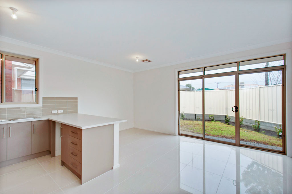 Photo_12_Medium Res JPG 1024px Wide_238411SEEITNOW_5E9CC9BB7.jpg