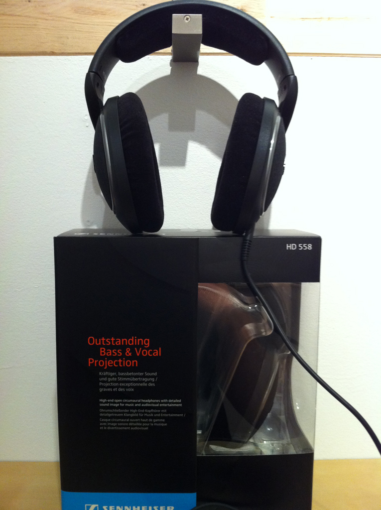 Sennheiser_HD558_box.jpg